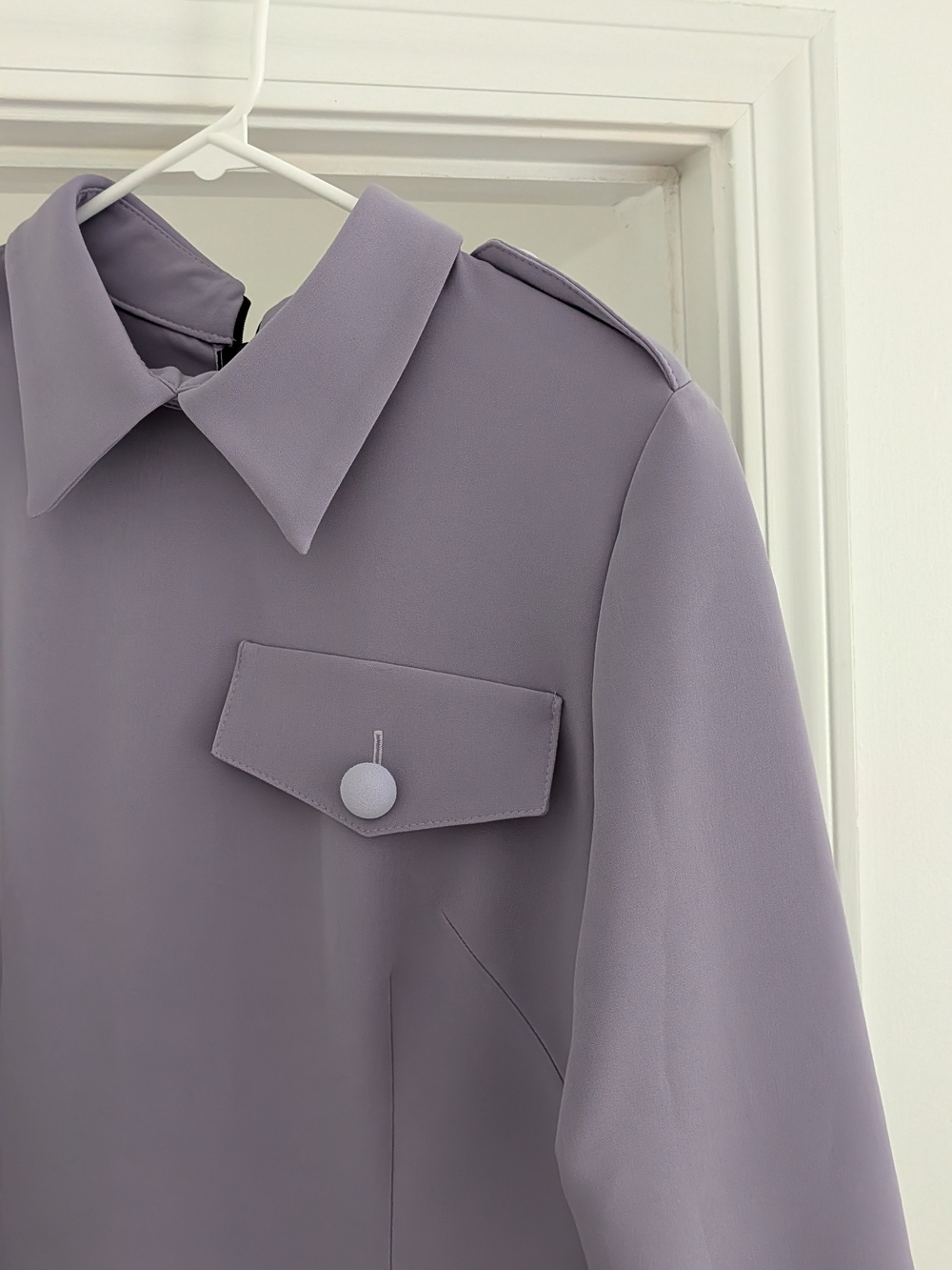 Lavender Long-Sleeve Maxi Dress with Structured Collar - Picture 4 of 5